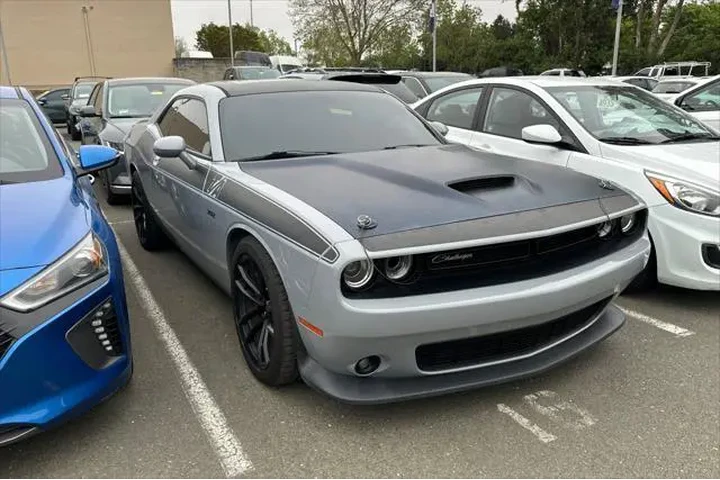 $36990 : Dodge Challenger 2021 R/T Sc image 2