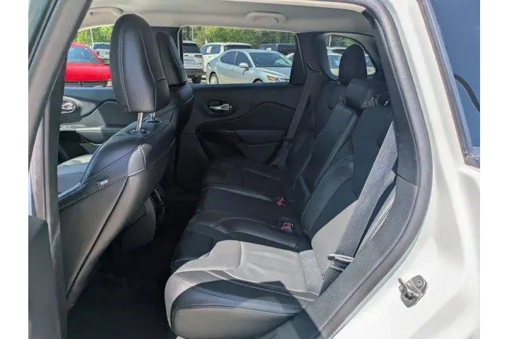 $24995 : Jeep Cherokee 2023 4x4 Altit image 10