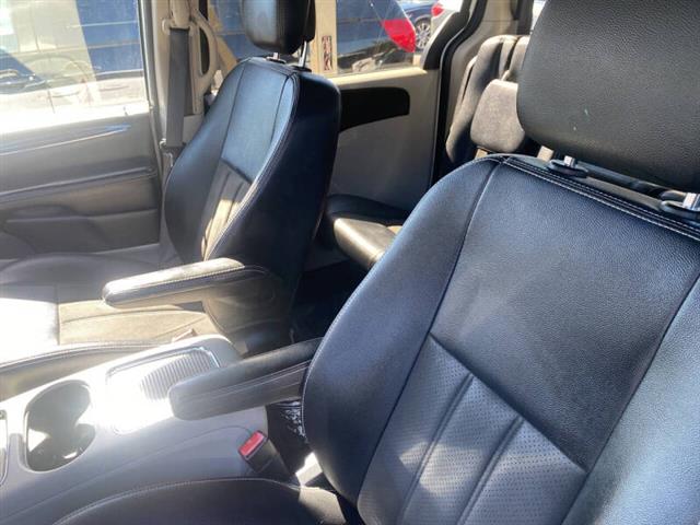 $16999 : 2019 Grand Caravan SXT image 7