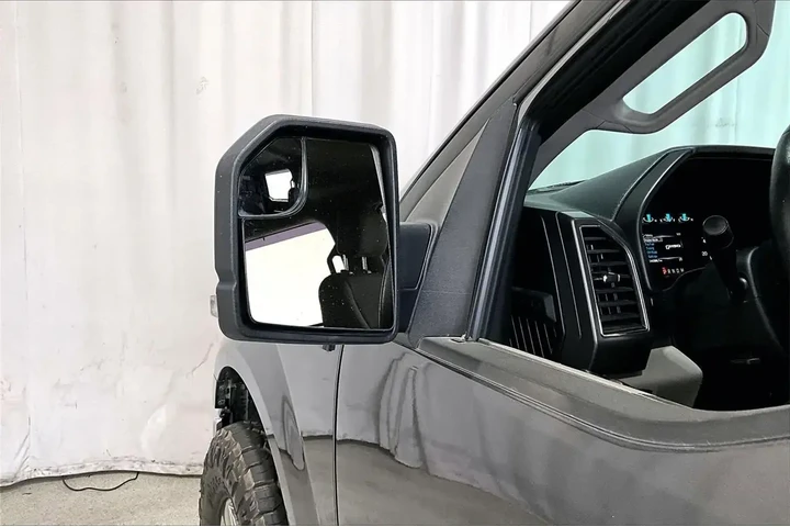 $29591 : Ford F-150 2020 4x2 XL 4dr S image 10