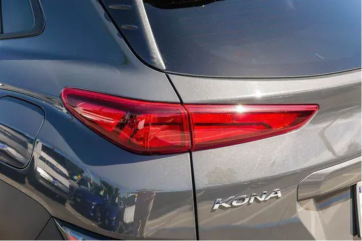 $20000 : Hyundai KONA 2023 SEL 4dr Cr image 8