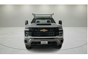$34945 : Chevrolet Silverado 3500HD 2 thumbnail