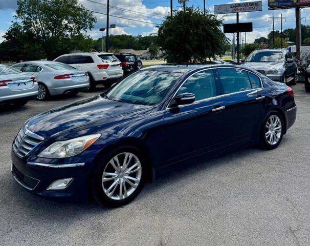 $9500 : 2012 Genesis 3.8L V6 image 3