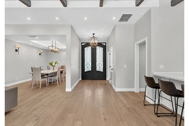 $2378 : Available Home in South Gate image 7