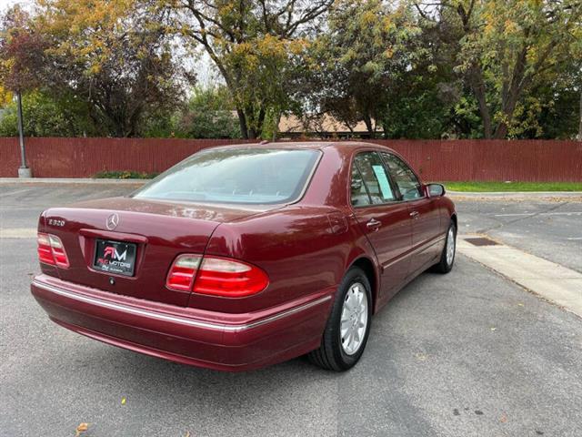 $9465 : 2001 Mercedes-Benz E-Class E image 8