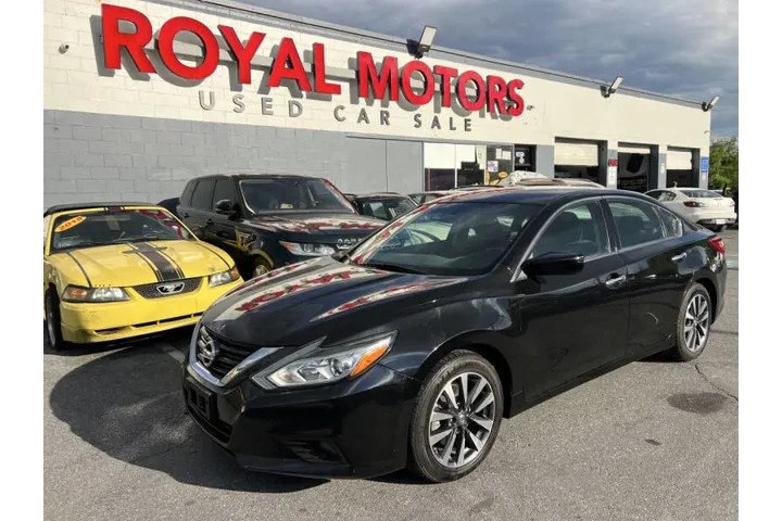 $8900 : 2017 Altima 2.5 SV image 1