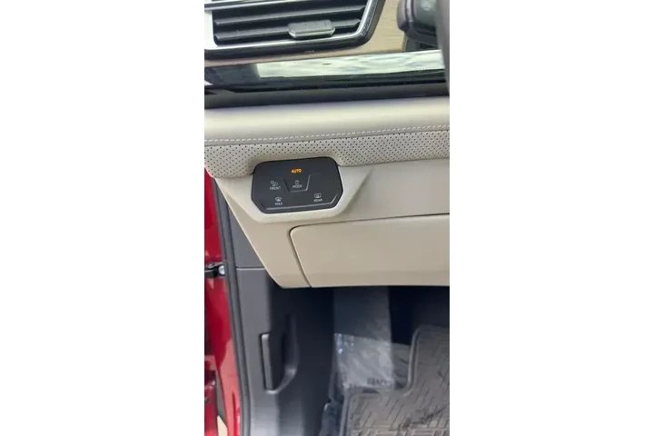 $27998 : Volkswagen Atlas 2024 AWD SE image 10