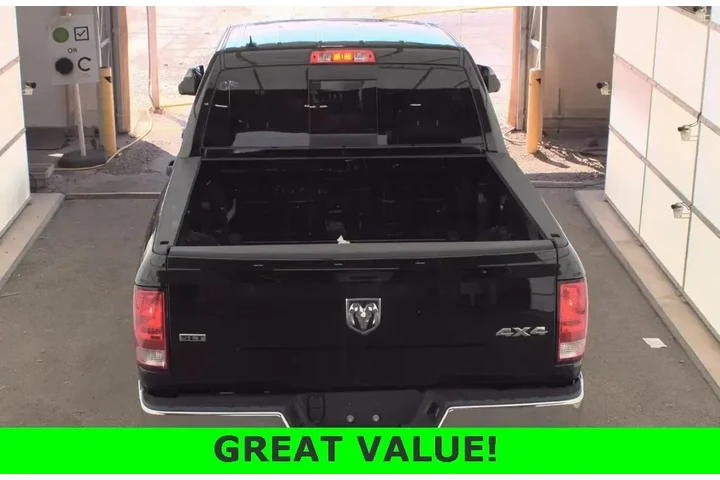 $29858 : Ram 1500 Classic 2023 4x4 SL image 10