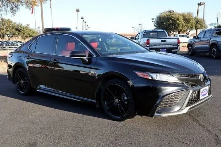 $22601 : Toyota Camry 2021 XSE 4dr Se image 10