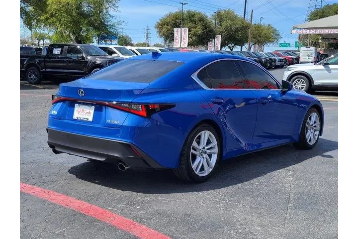 $38600 : Lexus IS 300 2024 4dr Sedan image 3