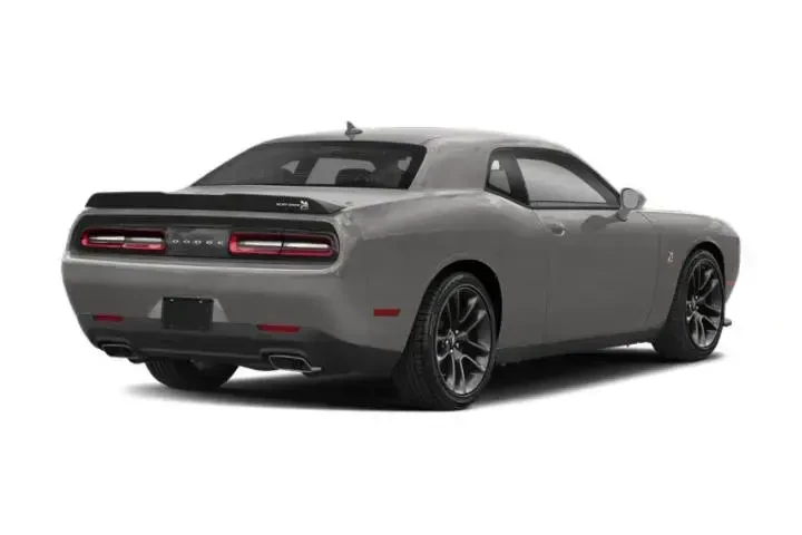 Dodge Challenger 2023 R/T Sc image 2