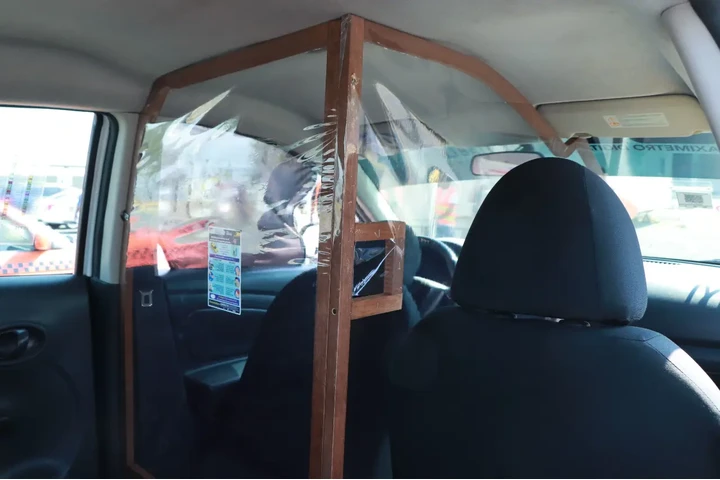 Jv Taxi Latinos image 4