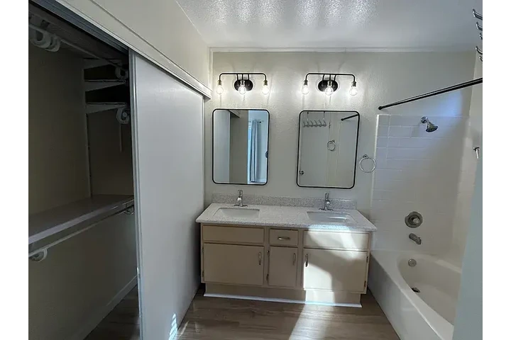 $1300 : Vivienda asequible en alquiler image 9