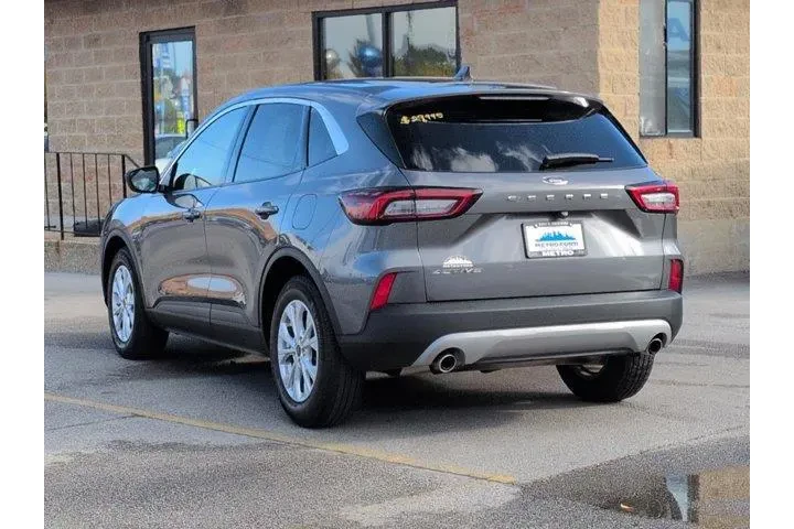 $19997 : Ford Escape 2023 Active 4dr image 6