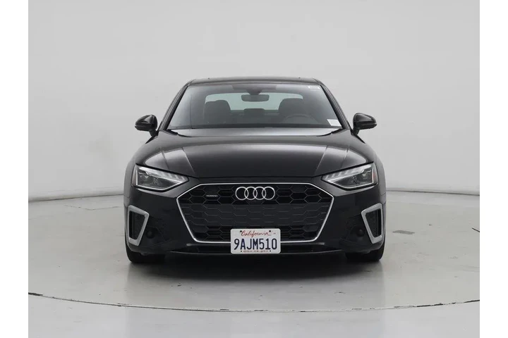 $27998 : Audi A4 2022 AWD quattro S l image 5