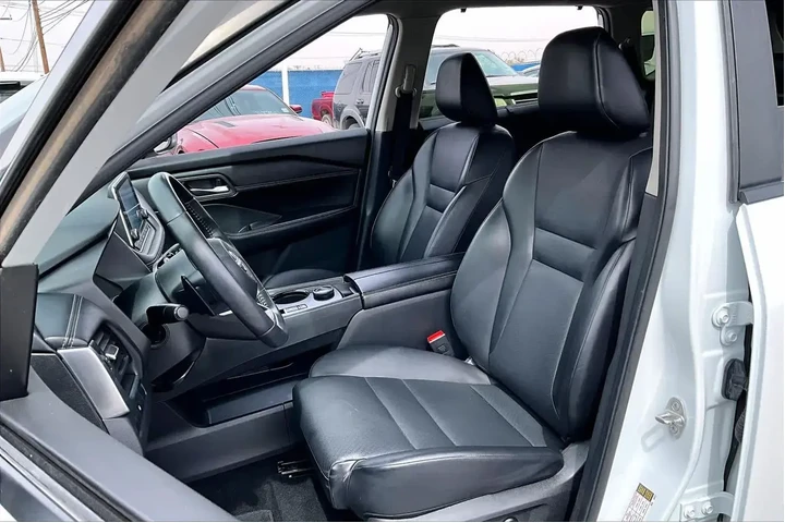 $24640 : Nissan Rogue 2024 AWD SV 4dr image 8