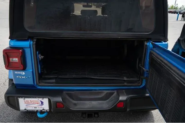 $32988 : Jeep Wrangler Unlimited 2022 image 9