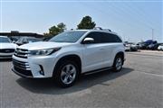 2017 Highlander Limited en Memphis