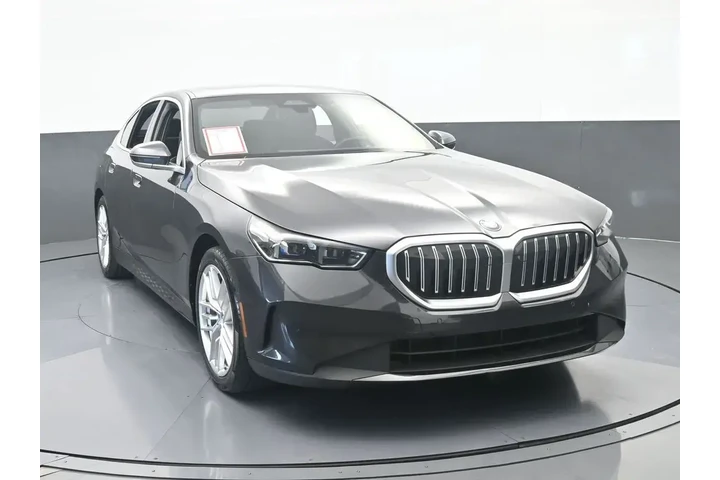 $37991 : BMW 5 Series 2024 530i 4dr S image 9