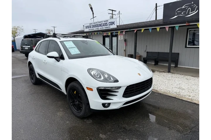$19995 : 2017 Macan image 1