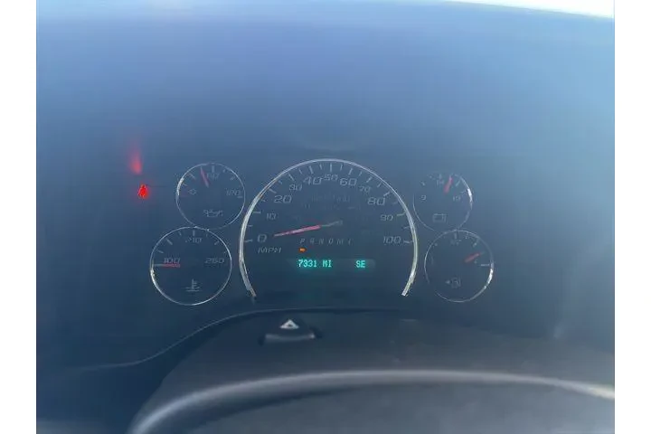 $38499 : Chevrolet Express 2022 LS 35 image 9