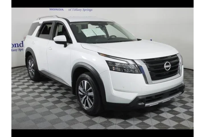 $38875 : Nissan Pathfinder 2025 AWD S image 1