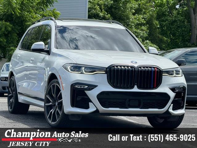 Used 2019 X7 xDrive50i Sports image 3