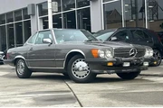 $27900 : Mercedes-Benz 560-Class 1986 thumbnail