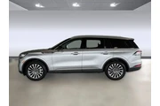 $30898 : Lincoln Aviator 2020 AWD Res thumbnail