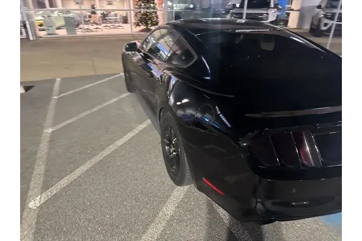 $14057 : Ford Mustang 2015 V6 2dr Fas image 9