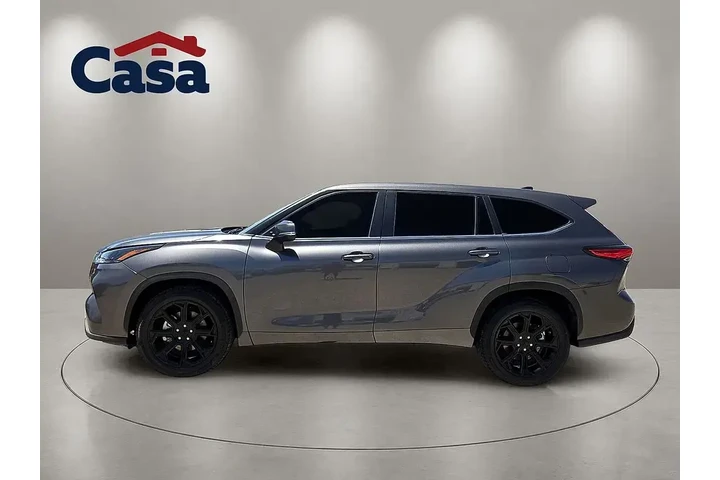 $29500 : Toyota Highlander 2023 LE 4d image 1