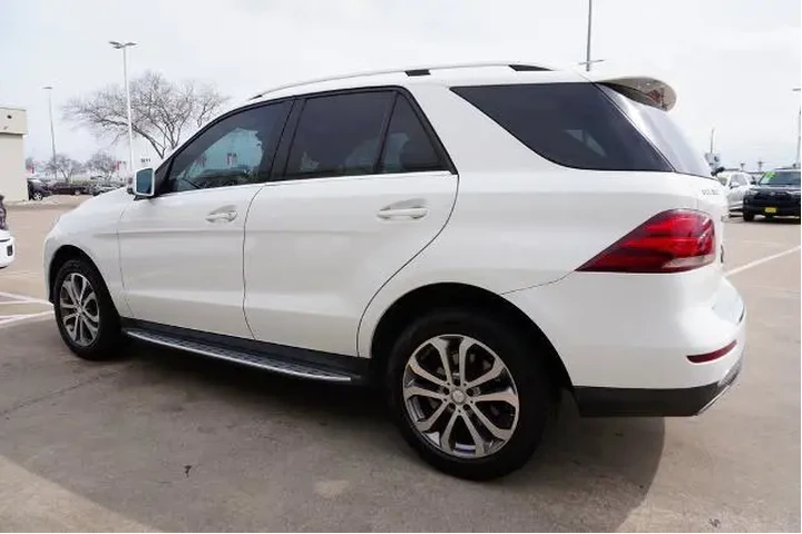 $10988 : Mercedes-Benz GLE 2017 GLE 3 image 4