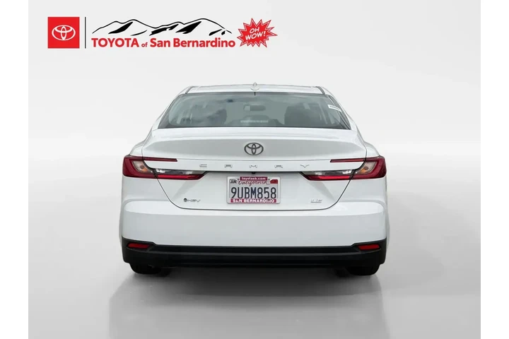 $30800 : Toyota Camry 2025 SE 4dr Sed image 4