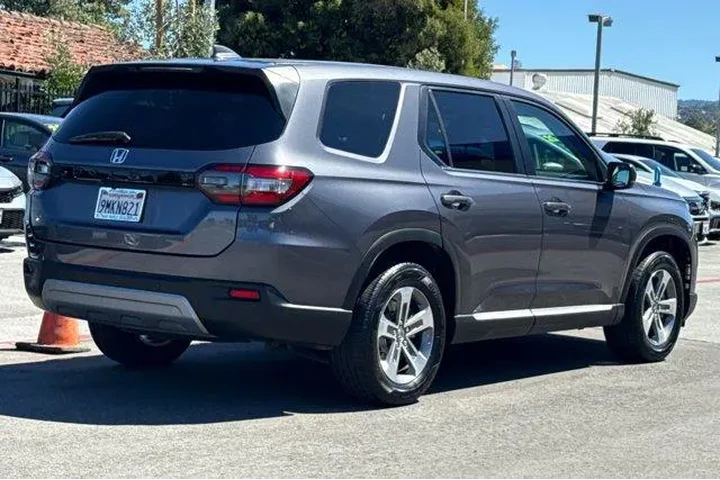 $33888 : Honda Pilot 2024 EX-L 4dr SU image 4
