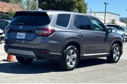 $33888 : Honda Pilot 2024 EX-L 4dr SU thumbnail
