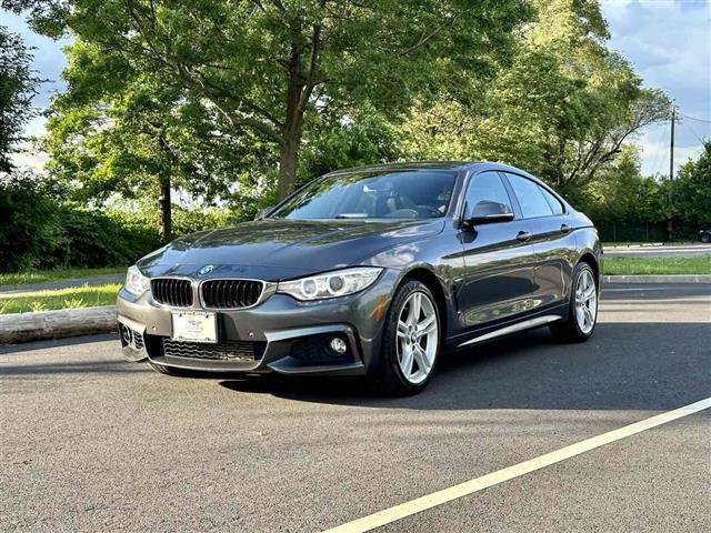 2016 4 Series 428i xDrive image 3