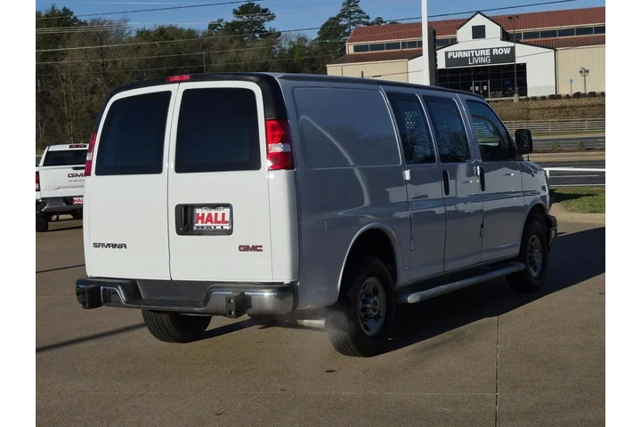 $33988 : GMC Savana 2024 2500 3dr Car image 6