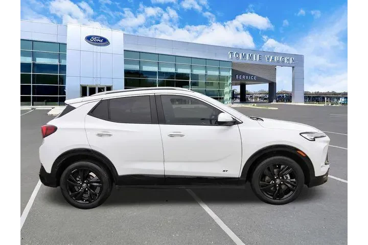 $24191 : Buick Encore GX 2025 Sport T image 5