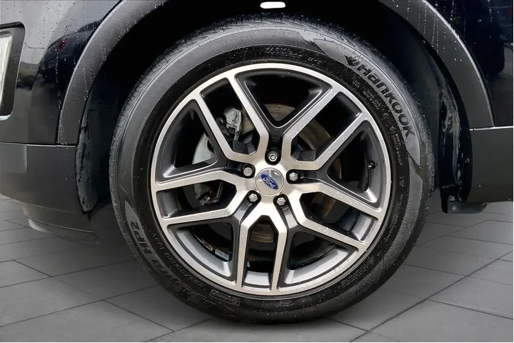 $14588 : Ford Explorer 2017 AWD Sport image 10