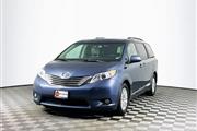 $20422 : PRE-OWNED 2017 TOYOTA SIENNA thumbnail