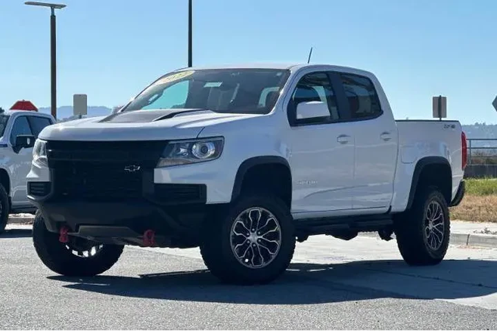 $33450 : Chevrolet Colorado 2022 4x4 image 2