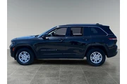 $28542 : Jeep Grand Cherokee 2023 4x2 thumbnail