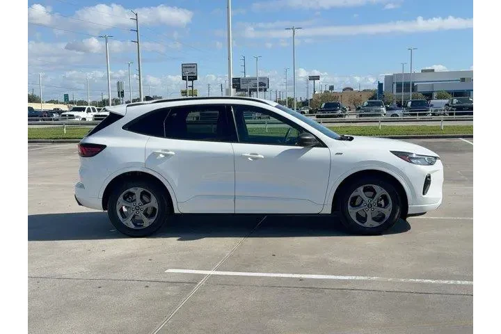 $19999 : Ford Escape 2023 ST-Line 4dr image 8