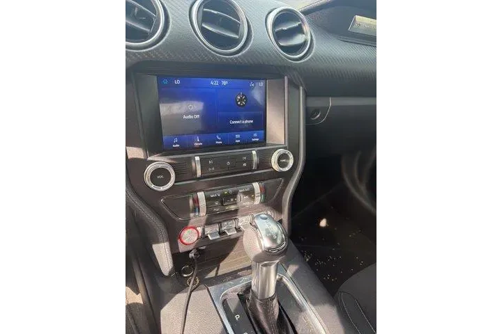 $25898 : Ford Mustang 2022 EcoBoost 2 image 3