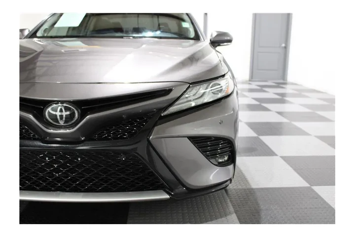 $20699 : Camry 2018 image 7