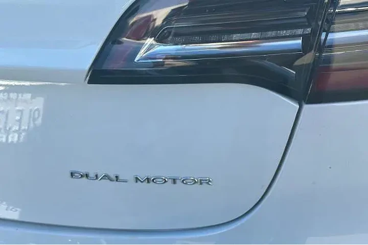 $24999 : Tesla Model 3 2022 AWD Long image 5