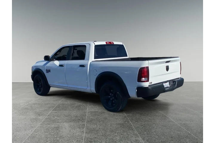 $33943 : Ram 1500 Classic 2024 image 3