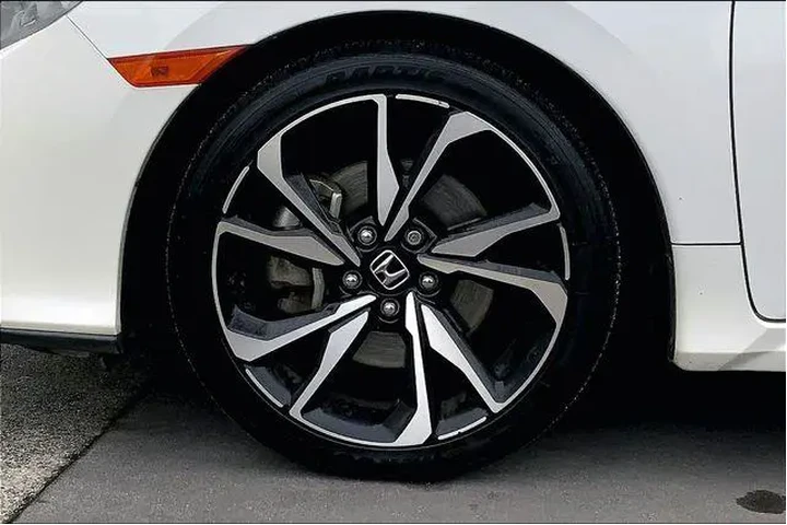 $18985 : Honda Civic 2018 Si 4dr Seda image 9