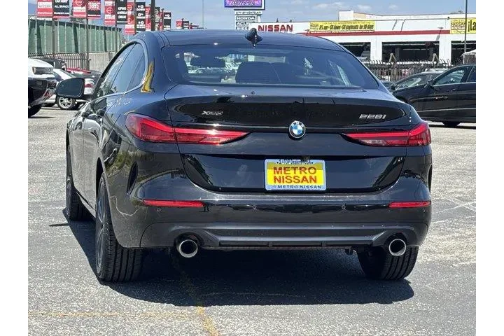$24995 : BMW 2 Series 2024 AWD 228i x image 3