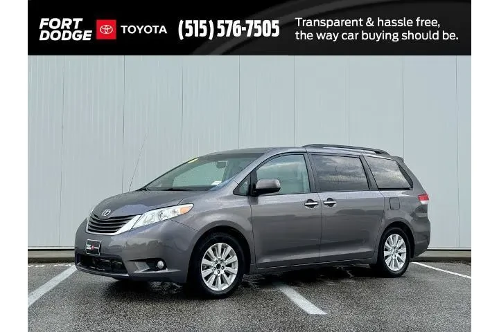 $7812 : Toyota Sienna 2014 AWD XLE 7 image 1